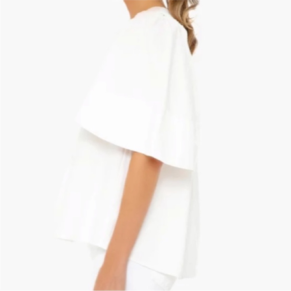 Pomander Place White Split-Neck Flutter Sleeve Blouse - Picture 3 of 9